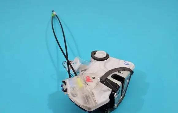 Toyota Corolla E160 E170 Front door lock IMPRK1406989