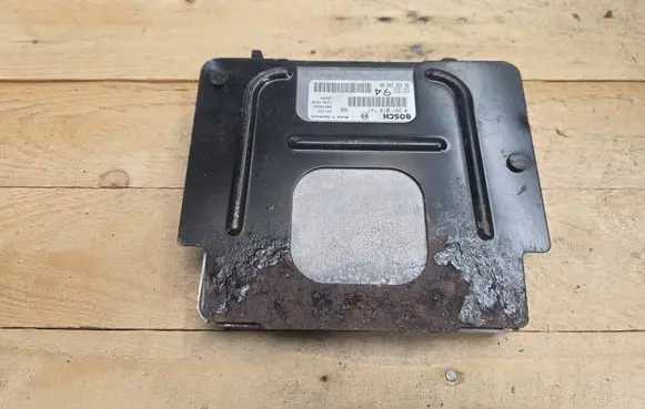 Peugeot 307 Engine control unit/module 0281010747