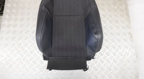 Toyota Auris E180 Front driver seat 2559018FD20
