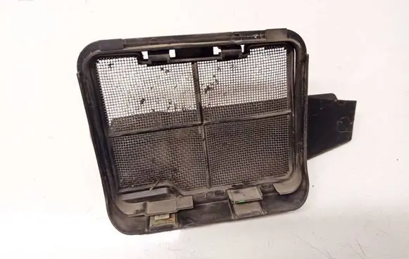 Ford Focus Air intake duct part 3M5118D395CB