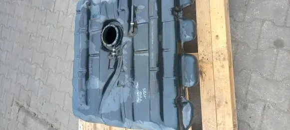 Mercedes-Benz Vito Viano W638 Fuel tank 