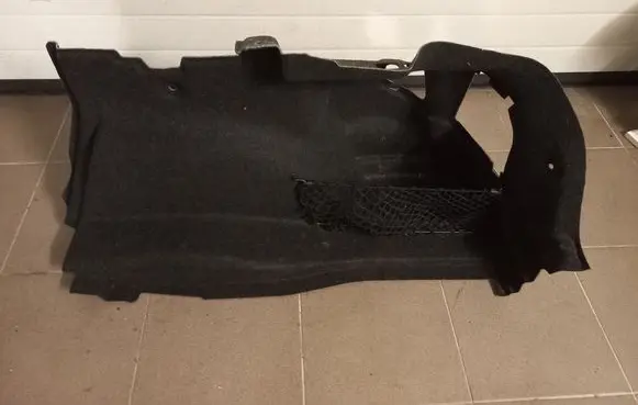 BMW 1 E82 E88 Trunk/boot side trim panel 724123201