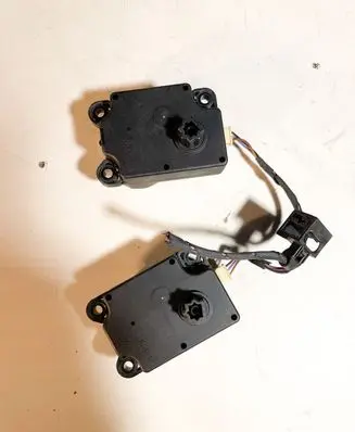 Volvo C30 Air flap motor/actuator 4N5H19E616 6652A