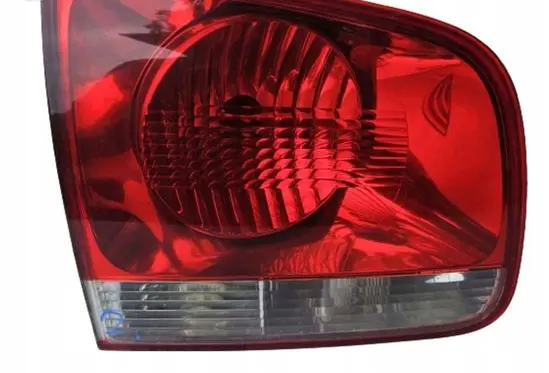 Volkswagen Touareg I Tailgate rear/tail lights