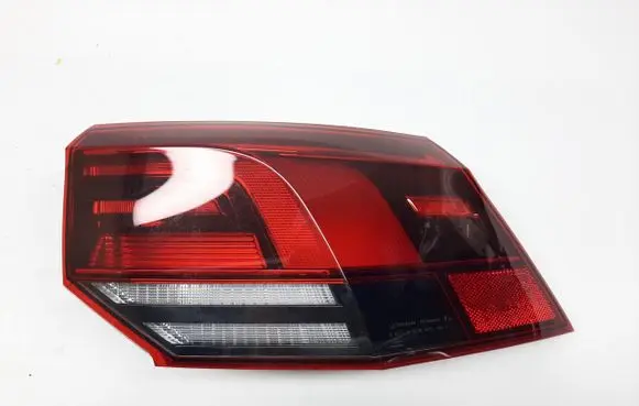 Volkswagen Golf VIII Rear/tail lights 5H0945096C
