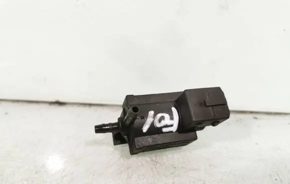 BMW 7 F01 F02 F03 F04 Turbo solenoid valve 70231800 7810831 12T352