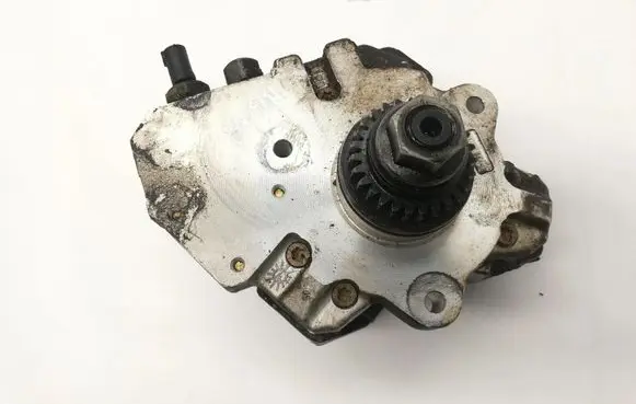 Mercedes-Benz A W169 Fuel injection high pressure pump A6400700601