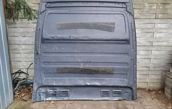 Mercedes-Benz Sprinter W906 Partition between cabin 