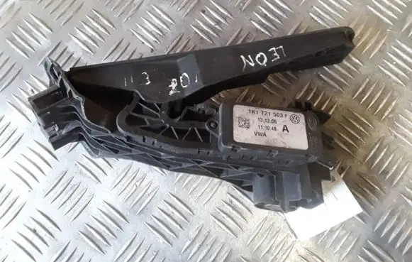 Seat Leon (1P) Accelerator throttle pedal 1K1721503P