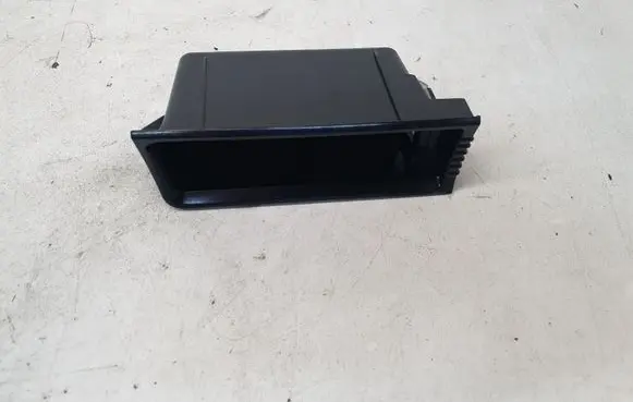 Volkswagen PASSAT B6 Car ashtray 3C0863077 318230100