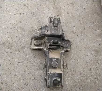 Volkswagen Touran I Tail light bulb cover holder 1T0945257A 158683