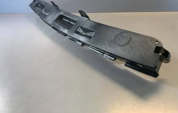 BMW 5 GT F07 Trunk door license plate light bar 51137211220 7211220