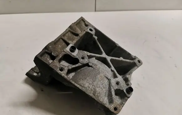 Volvo S40 Engine mounting bracket 4M5Q190624CC