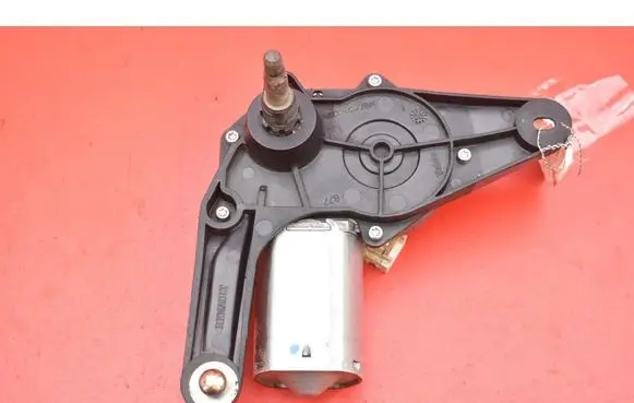 Renault Clio II Rear window wiper motor 8200028400