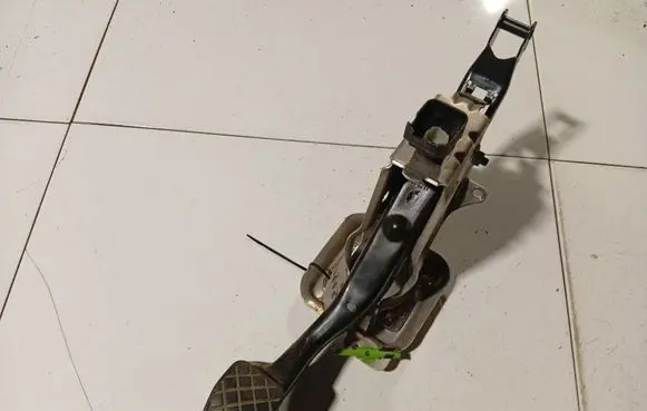 Brake pedal