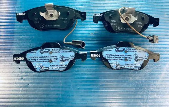 Alfa Romeo 156 Brake pads (front) FDB1134 90R01094