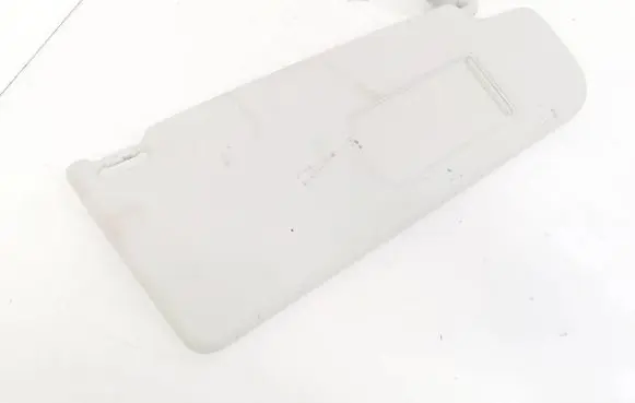 Sun visor
