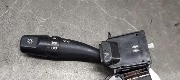 Hyundai Lantra II Fog light switch 
