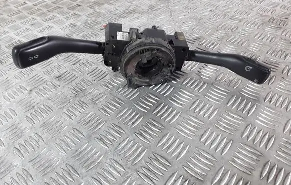 Volkswagen PASSAT B5 Headlight wiper arm set 8L0953513