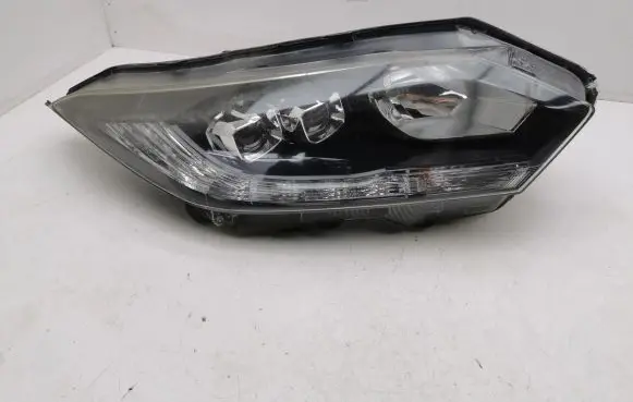 Honda HR-V Headlight/headlamp 10018093