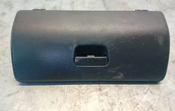 Jeep Cherokee III KJ Glove box 824191