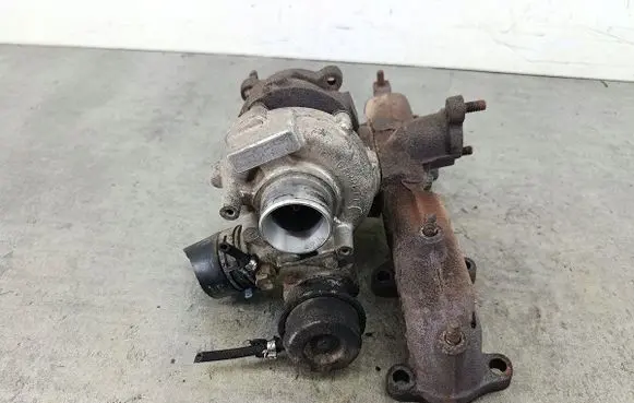 Audi A3 S3 8L Turbo 038145701A