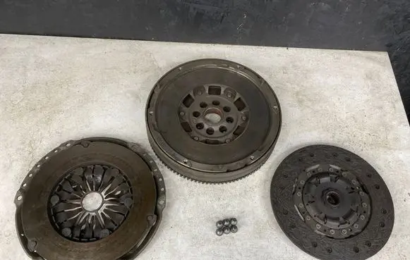 Volvo V50 Clutch set kit 9661185180 F0706 9661185080