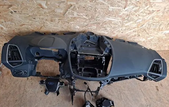 Ford C-MAX II Dashboard