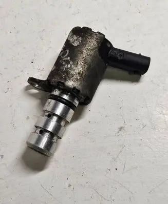 Audi A5 8T 8F Camshaft vanos timing valve 06H115243F