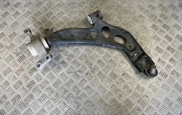 Mini Cooper Countryman F60 Front lower control arm/wishbone 6879844