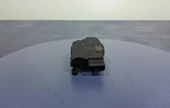 Skoda Kodiaq Air flap motor/actuator 2Q0907511F