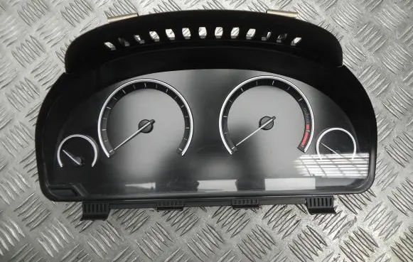 BMW 7 F01 F02 F03 F04 Speedometer (instrument cluster) 9265160