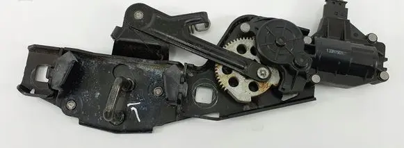 Ford Focus Sunroof motor/actuator 