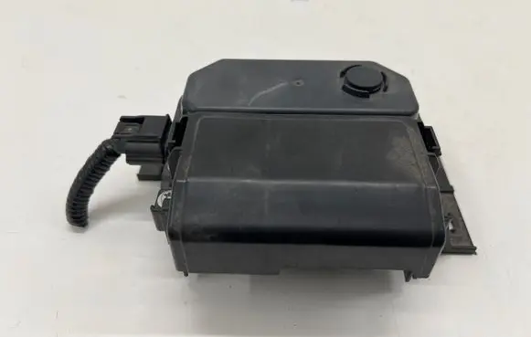 Nissan Qashqai J12 Current control relay 243026UA0A