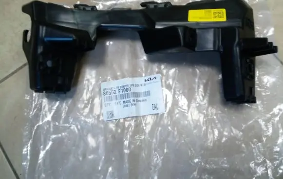 KIA Sportage Front bumper mounting bracket 86552F1000 NE69697