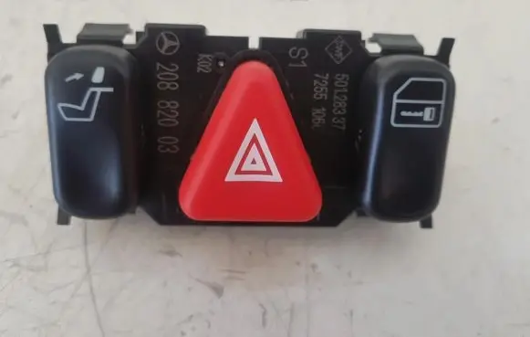 Mercedes-Benz C W202 Central locking switch button 2088200210