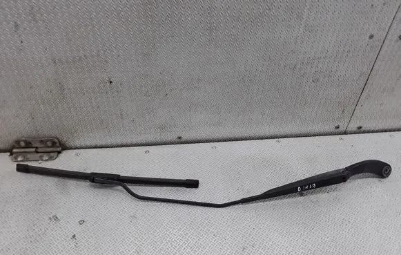 Renault Megane II Front wiper blade arm 8200036912