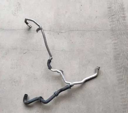 Audi Q7 4M Engine coolant pipe/hose 059121075EE 80A819372