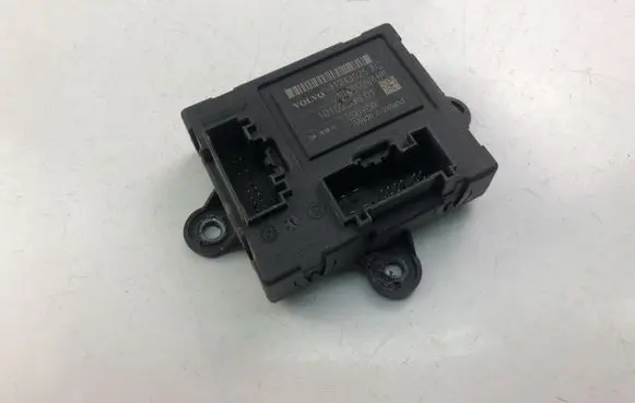 Volvo V70 Other control units/modules 31343025AC