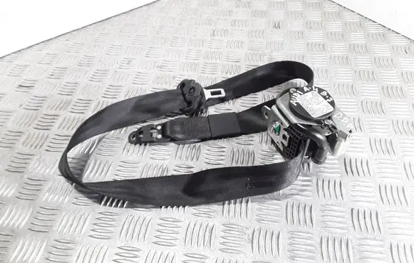Audi A4 S4 B7 8E 8H Front seatbelt 8E0857706