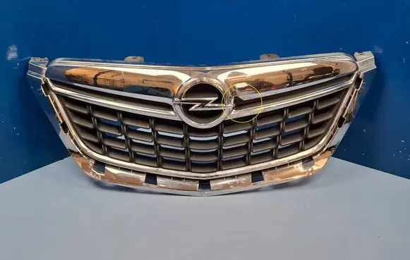 Opel Mokka Front bumper upper radiator grill 95080698 95391779