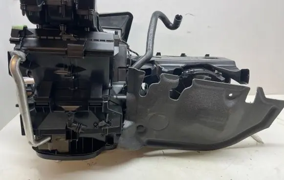 Volkswagen Golf VII Interior heater climate box assembly housing 5Q1819021E 0130115576
