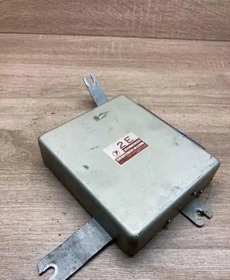 Subaru Legacy Engine control unit/module ECU 22611AC390 A18000DA3