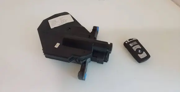 BMW 7 E65 E66 Ignition lock 6923765 5WK48000 B686111B