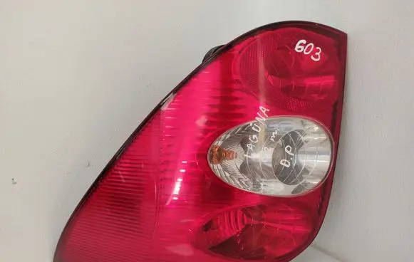 Renault Laguna II Rear/tail lights 8200002472