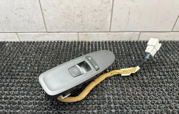 Infiniti QX60 L50 Electric window control switch 254113JA0A 260314