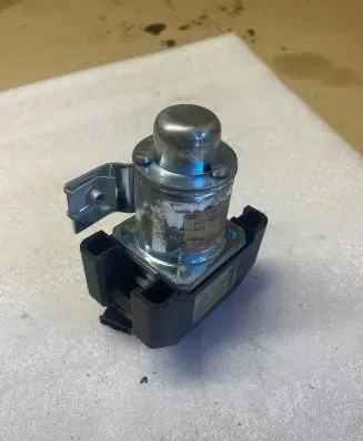 Volkswagen Touareg I Charging relay 3D0919083 0333006024 3D0919433