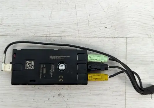 BMW 1 F40 Aerial antenna filter 