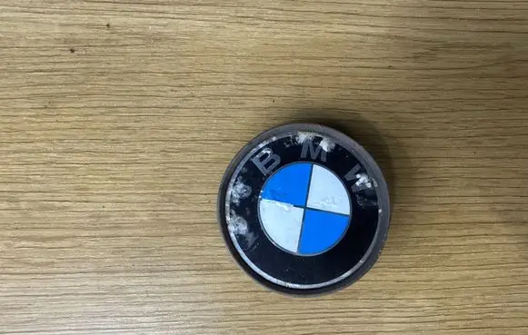 BMW 3 E46 Original wheel cap 6768640