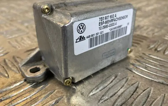 Volkswagen Touareg I ESP acceleration yaw rate sensor 7E0907652A 448801001021 10098503034